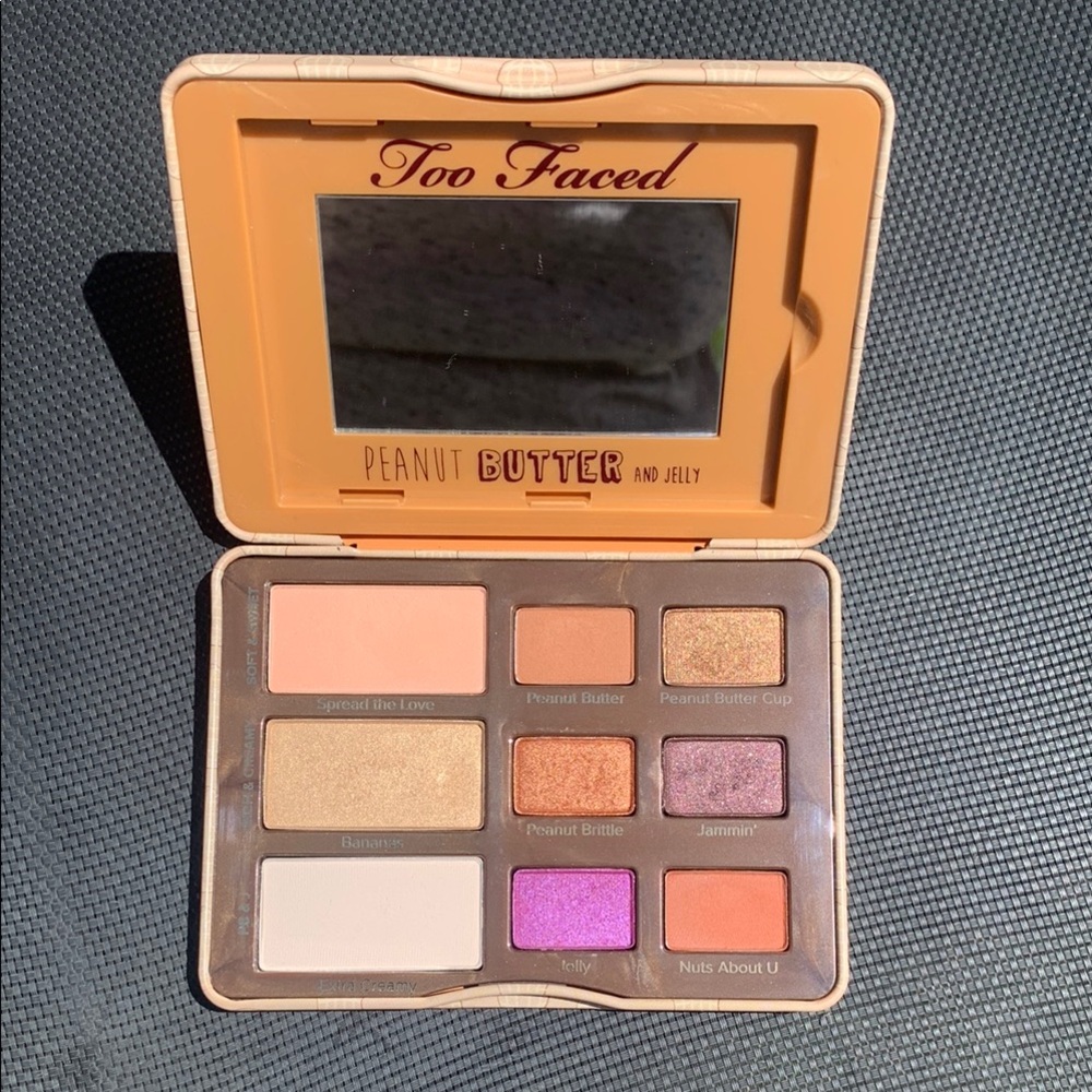 Too Faced Eyeshadow Palette